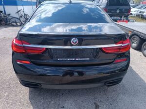 BMW 730 Baureihe 7 Lim 730 d xDrive - Bild 6