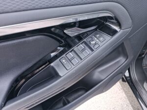 Land Rover Range Rover Evoque R-Dynamic - Bild 11